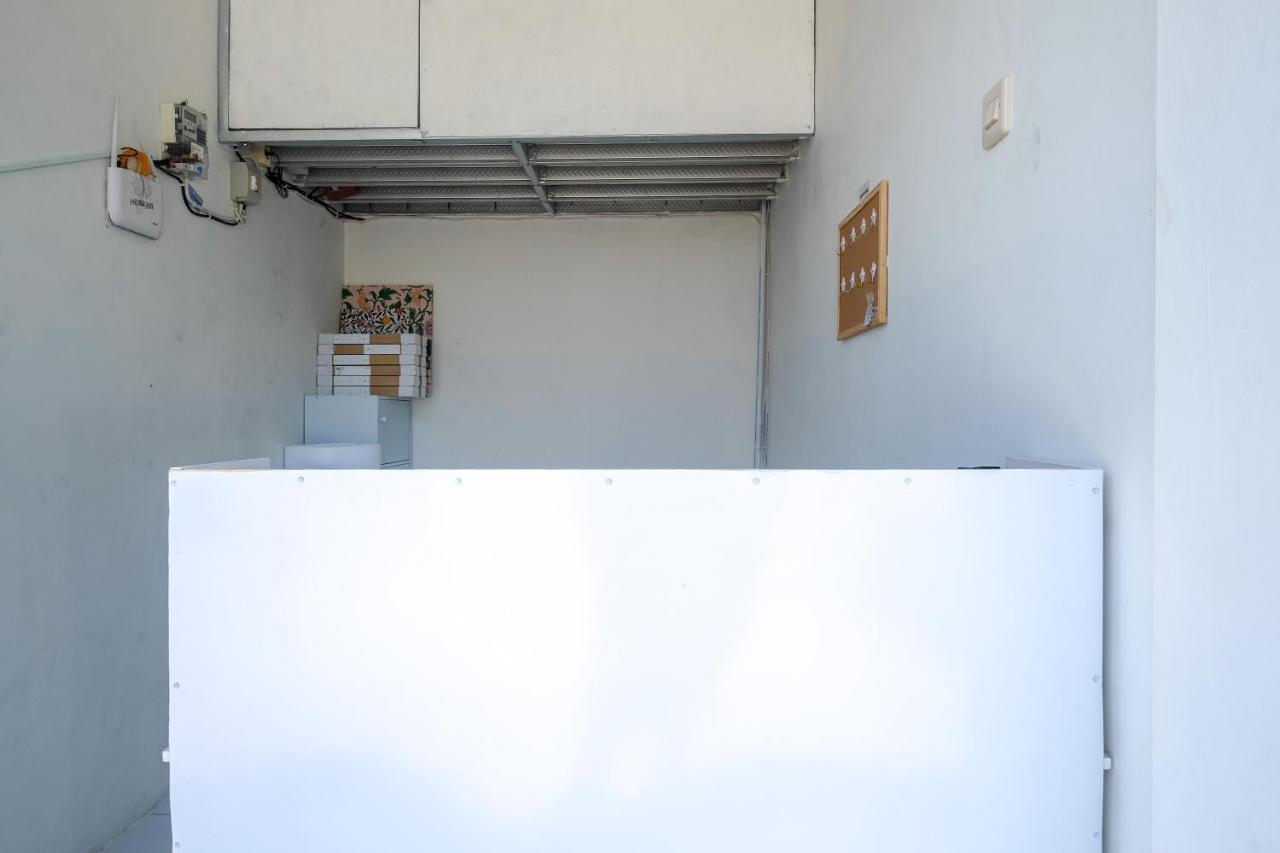 Reddoorz Near Tugu Kartasura Otel Sukoharjo Dış mekan fotoğraf