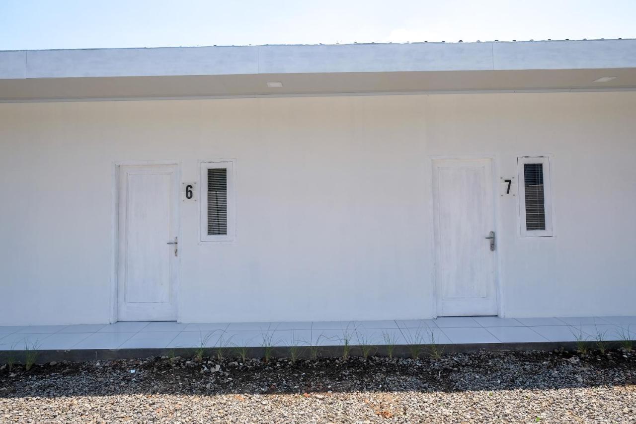 Reddoorz Near Tugu Kartasura Otel Sukoharjo Dış mekan fotoğraf